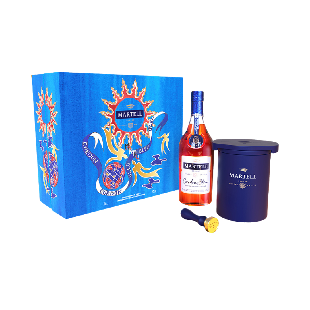 Martell-Cordon-Bleu-Gift-Set-With-Ice-Maker-&-Swift-Ice-Stamp.png