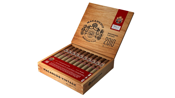 MACANUDOVINTAGE2010GRANTORO20S_cigar_premium_chamber_exclusive.png