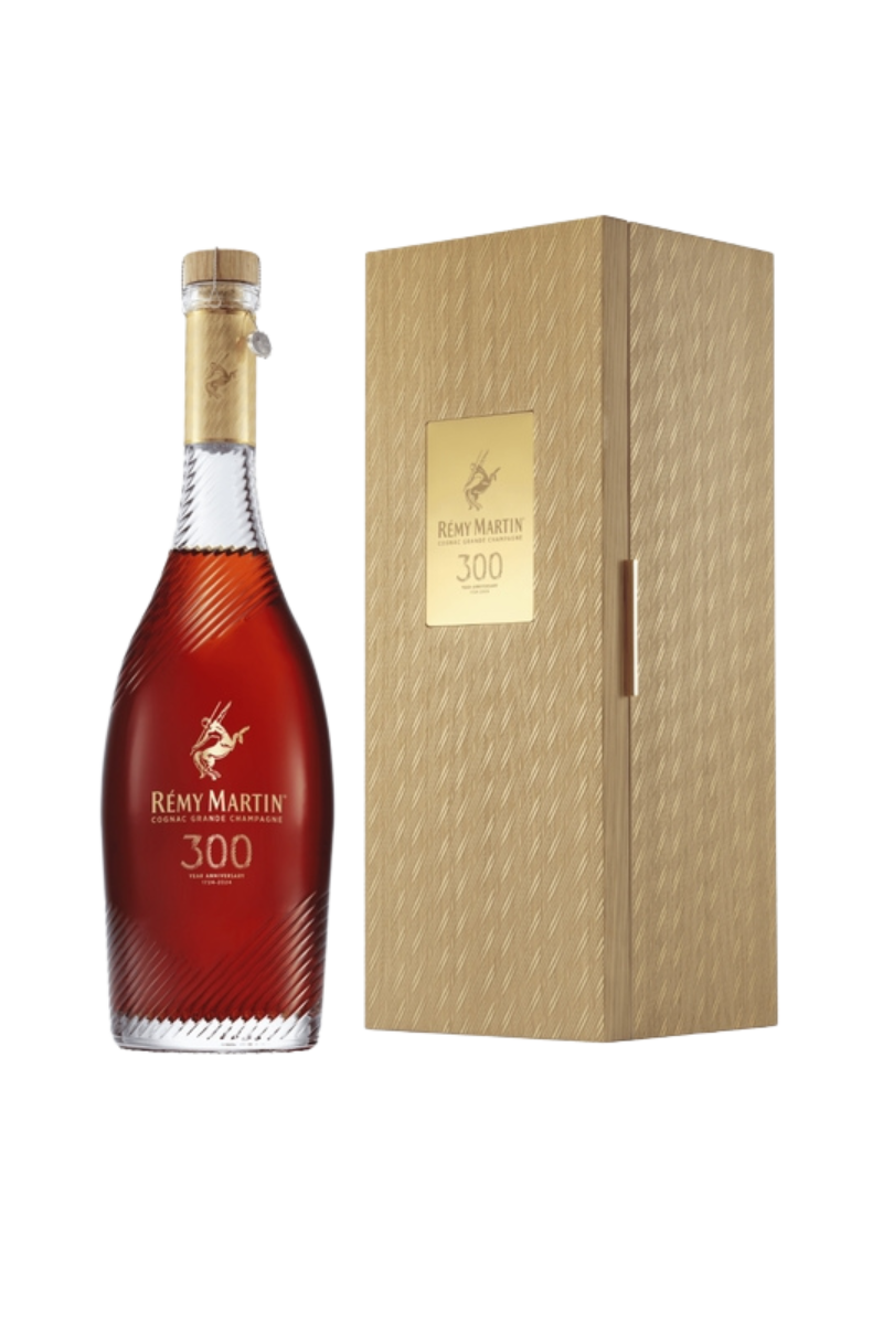 Remy-Martin-The-300th-Anniversary-Coupe.png