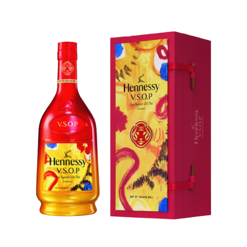 HennessyVSOPCNY2022ArtByZhangEnli_brandy_premium_chamber_alcohol.png