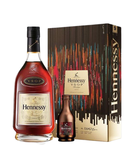 HennessyVSOPwithbox+miniature_brandy_premium_chamber_alcohol.png
